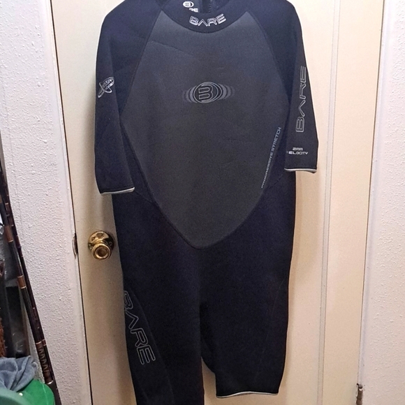 Bare 2mm Velocity Shorty Wetsuit - Size 3XL - Picture 6 of 9